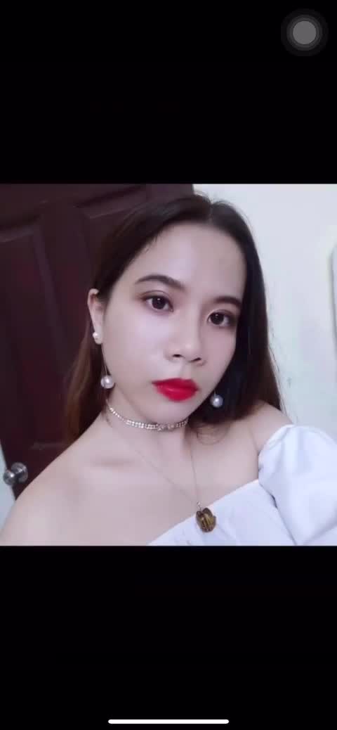 Tháo kính đổi vận cùng cô bạn M.A xinh xắn