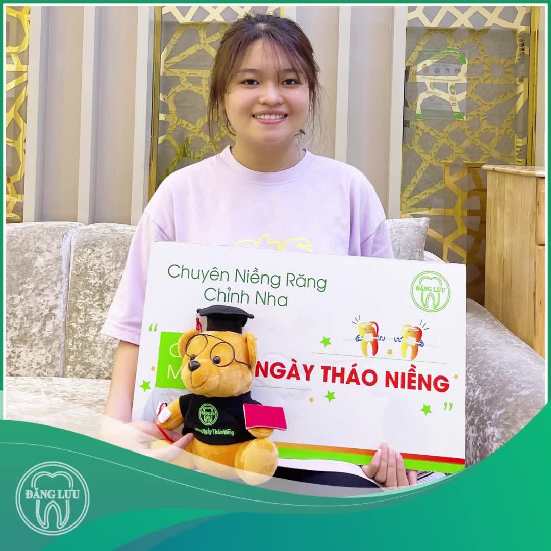 CÙNG NHÌN LẠI 49 nụ cười rạng rỡ sau khi NIỀNG RĂNG tại Nha Khoa Đăng Lưu trong những ngày gần đây!