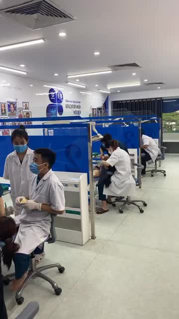 Ca gắn mắc cài tại nha khoa thẩm mỹ Sunshine