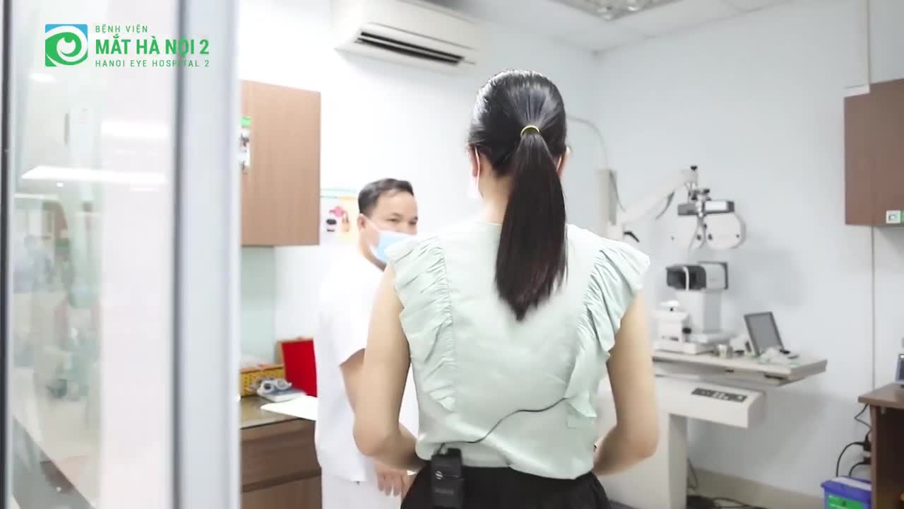 KHỐN ĐỐN VÌ ĐỘ CẬN LOẠN TĂNG CAO MÀ KHÔNG ĐƯỢC CHỈNH KÍNH