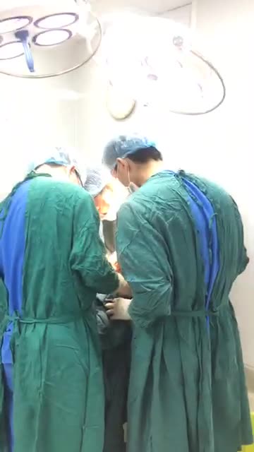 Nâng mũi cấu trúc sụn SOFTSiL cao cấp do BS Ngọc Trung thực hiện: