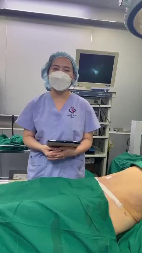 Ca combo hút mỡ tạo hình thành bụng vừa được thực hiện bởi ekip Dr. Minh Phạm