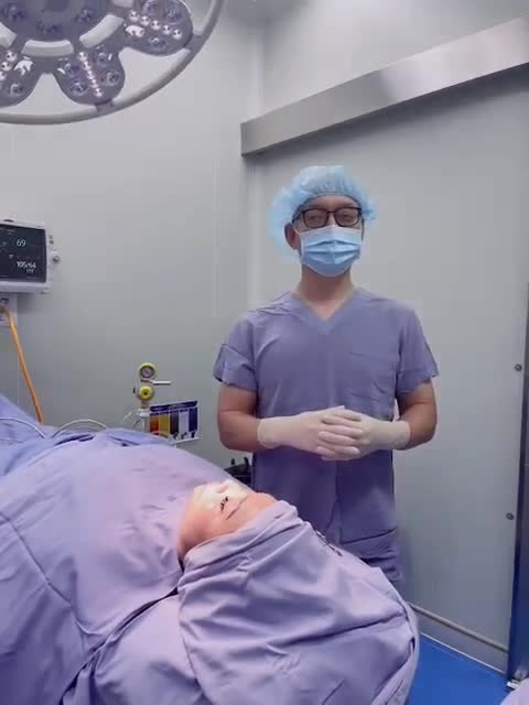 Căng chỉ Trẻ hóa 10 tuổi - Trực tiếp Dr.Hwang chia sẻ về công nghệ ngay trước khi thực hiện cho khách