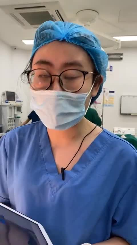 SIÊU COMBO THU NGỰC PHÌ ĐẠI KẾT HỢP HÚT MỠ VÀ SỬA SẸO BỤNG