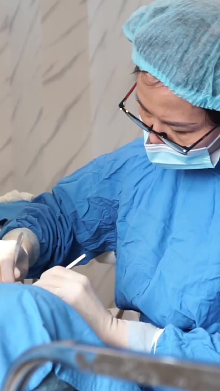Trồng răng implant có đau không?