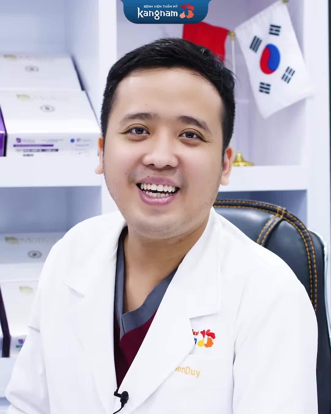 Môi dày cắt trái tim thì đẹp lắm