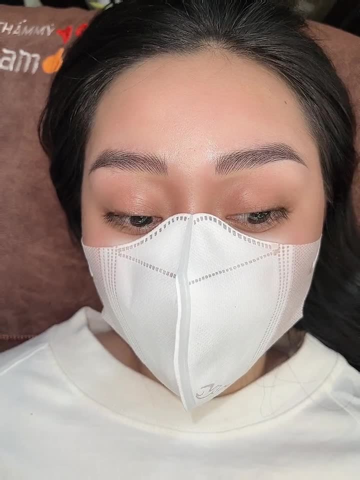 Kết quả điêu khắc lông mày Hairstroke