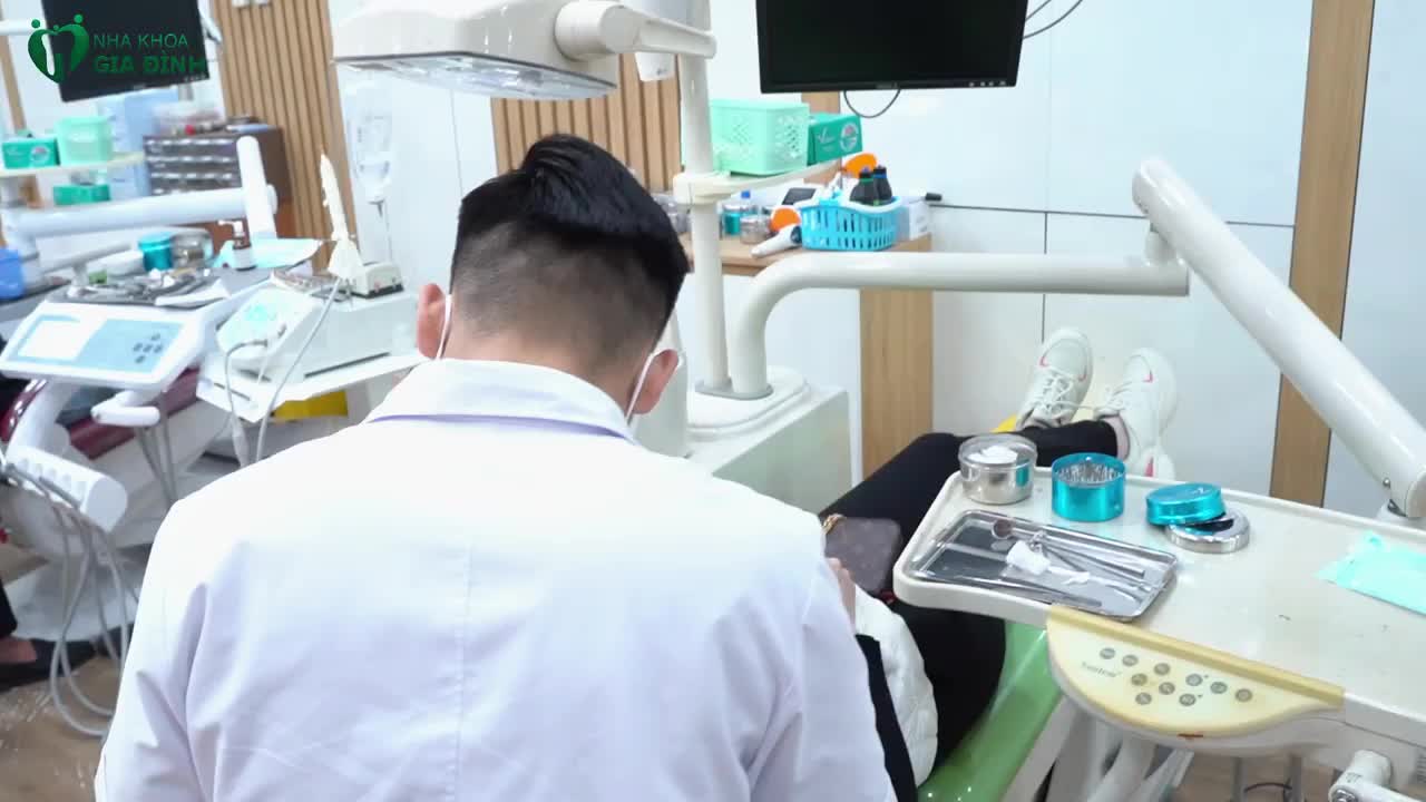 MỘT NGÀY LÀM VIỆC NĂNG SUẤT CỦA CÁC BÁC SĨ NHA KHOA GIA ĐÌNH