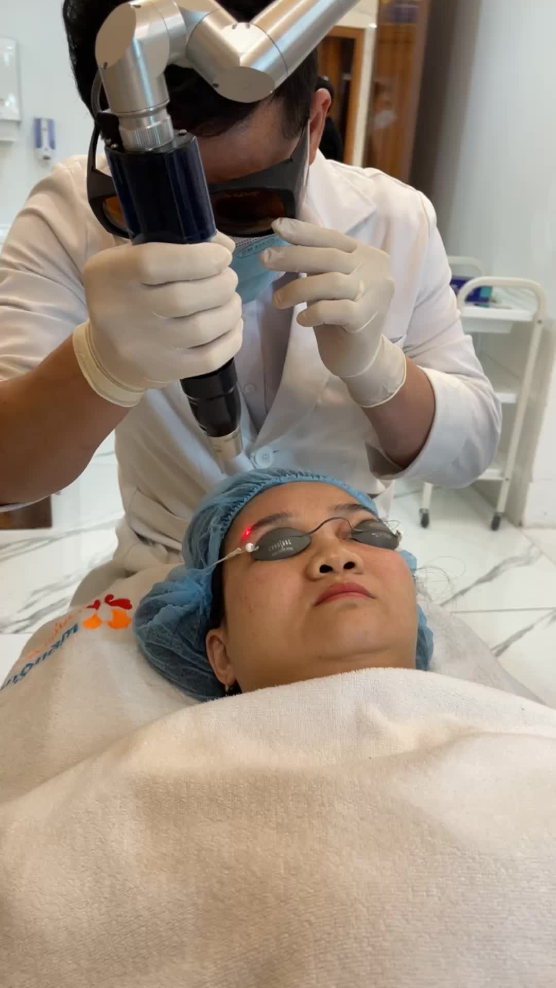Quá trình phân tích và điều trị tàn nhang tại KANGNAM với công nghệ Picosure Pro