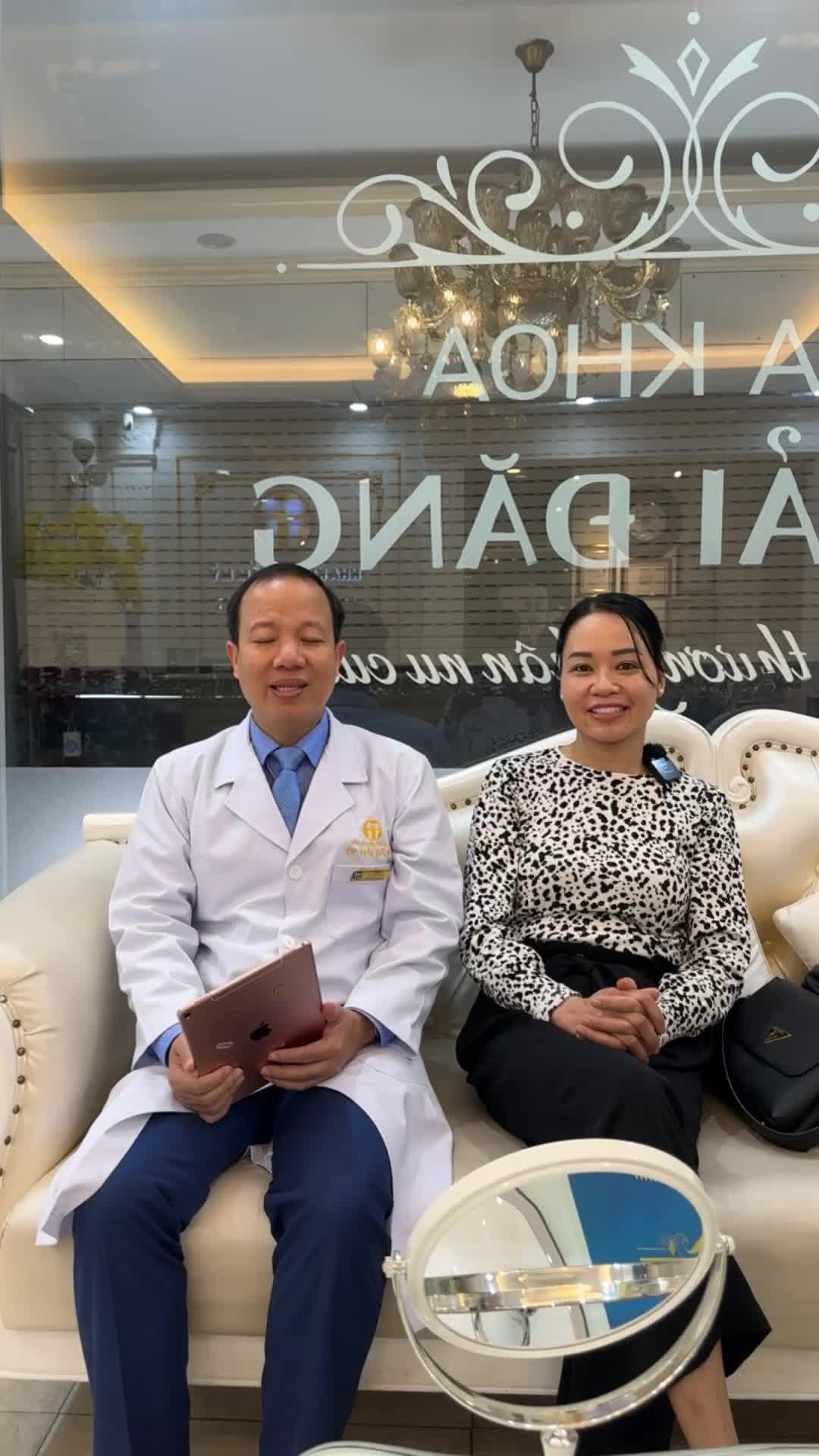 TOẢ SÁNG NỤ CƯỜI VỚI 20 RĂNG SỨ THẨM MỸ CAO CẤP CHO CHỊ GÁI VIỆT KIỀU SÉC.