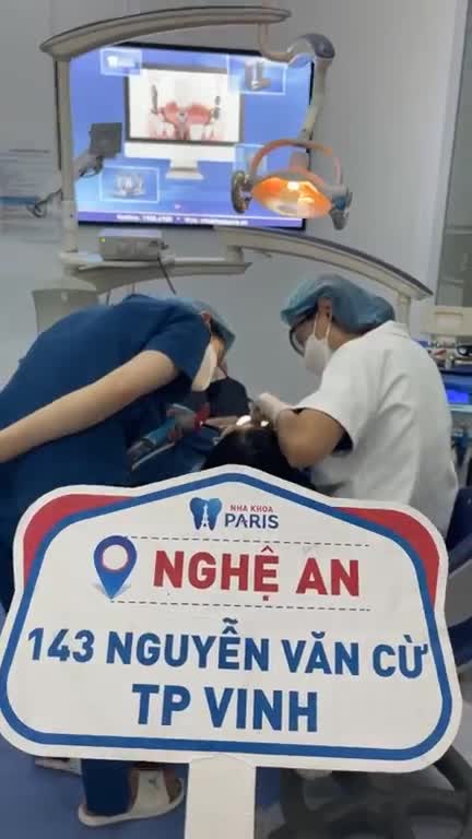 Quá trình mài 6R sứ tại Nha Khoa Paris - Vinh