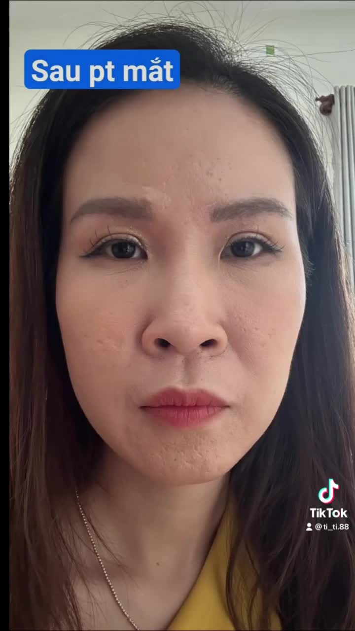 TRỜI XANH MÂY TRẮNG EM KHÔNG LÀ NẮNG NHƯNG EM PHẢI XINH