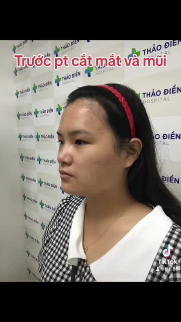 Ngoài trời gió thổi hiu hiu Em đi cắt mắt có yêu không nào?