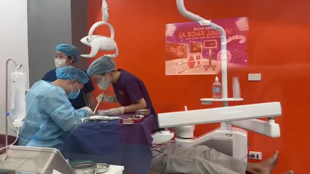 Cấy chân răng nhân tạo IMPLANT cho khách hàng Nguyễn Văn Hưng 1970 mất răng 27 tại Nha Khoa Vân Anh
