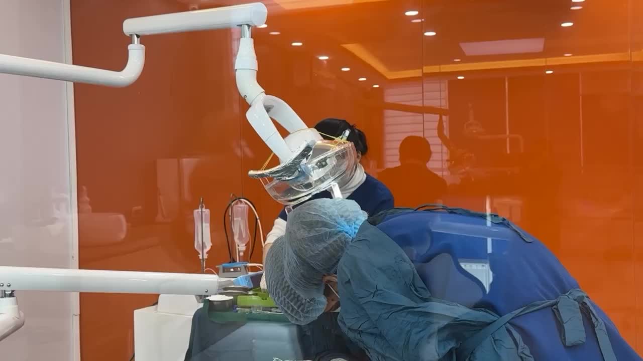 Cấy chân răng nhân tạo IMPLANT cho khách hàng TRẦN ĐỨC TÀI 1966