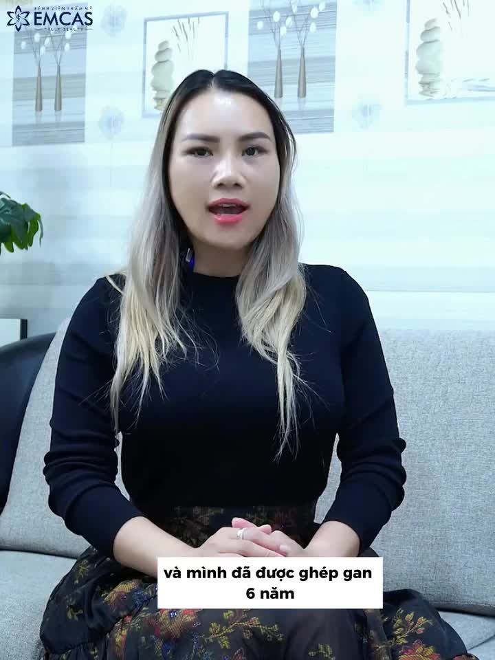 Một ca Tái tạo thành bụng vô cùng đặc biệt. Chị Như Quỳnh (Việt kiều Mỹ) đã ghép g.a.n trên 6 năm và có một đường sẹo to giữa bụng. Vòng 2 to với đường s.e.o dài khiến chị mất tự tin và không thể diện những bộ cánh yêu thích.