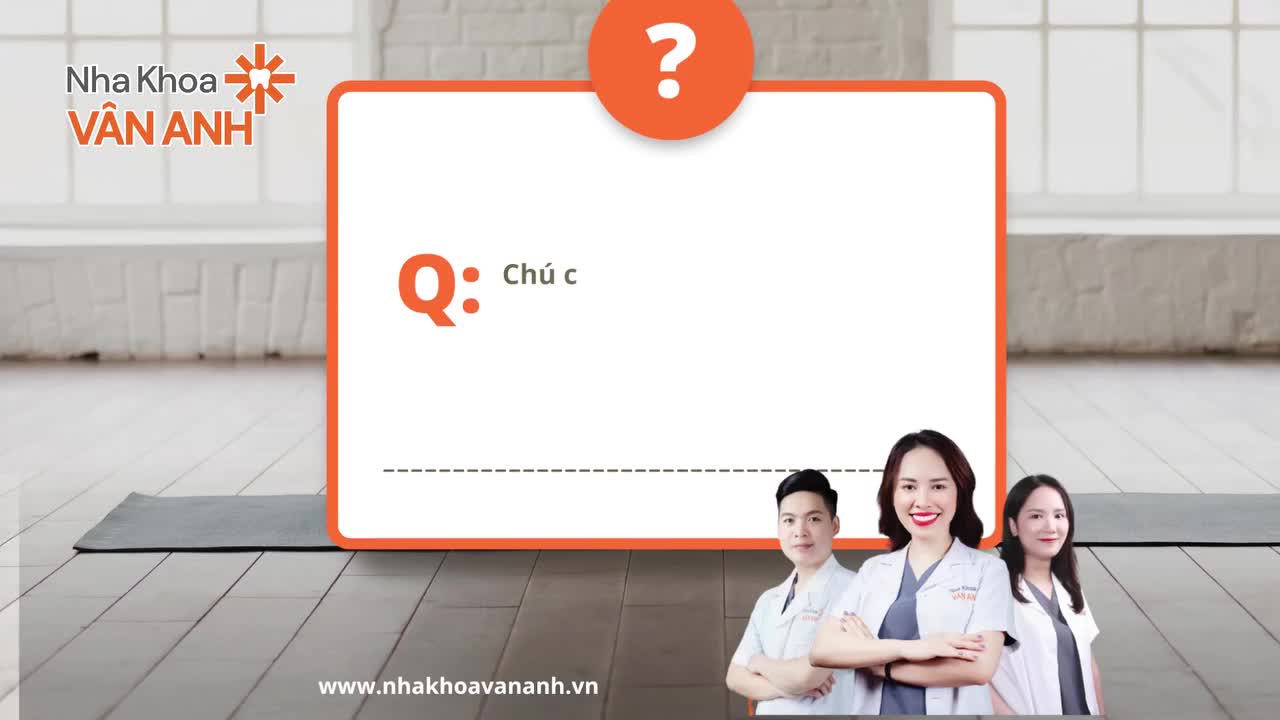 Chú Giản 58 tuổi sau khi trồng 2 cây implant tại Nha khoa Vân Anh để khôi phục răng mất lâu ngày & có răng ăn nhai trước Tết.