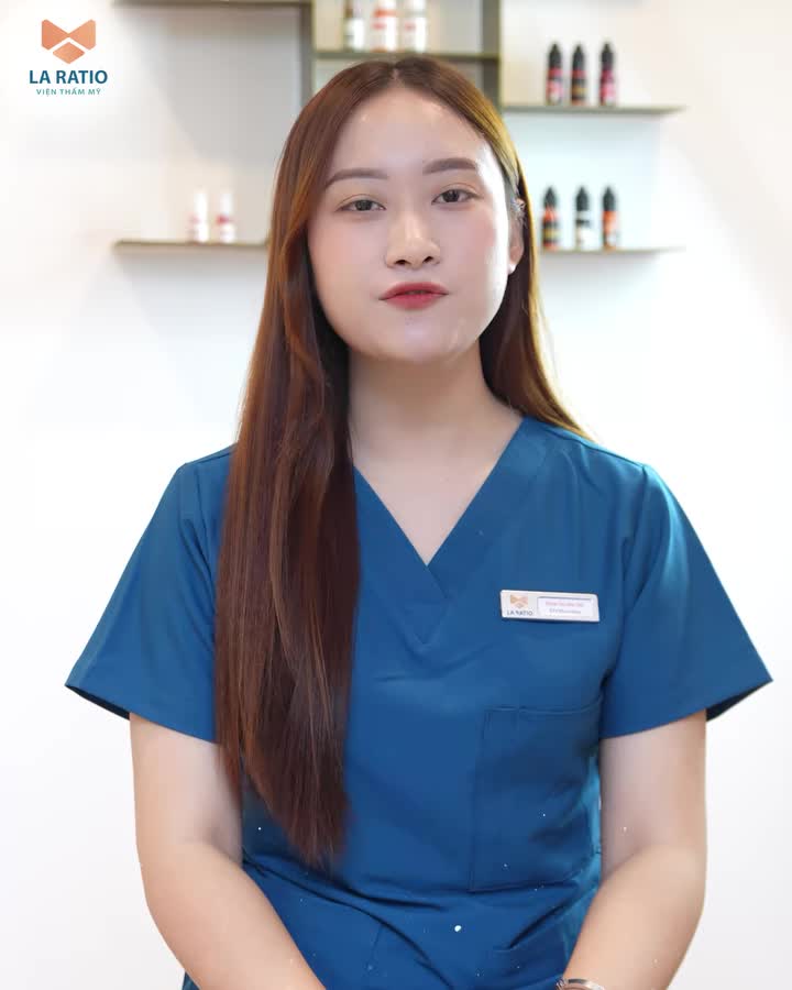 Giải pháp cho khách hàng muốn đổi từ chân mày đã phun sang điêu khắc. Xem ngay video Master chia sẻ bên dưới