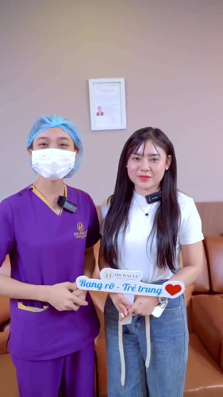 Bạn gái thăng hạng nhan sắc sau khi thực hiện Combo Nâng mũi Cắt mí tại Dr.Hải Lê, đúng là đôi khi "không nhận ra chính mình" vì quá thay đổi