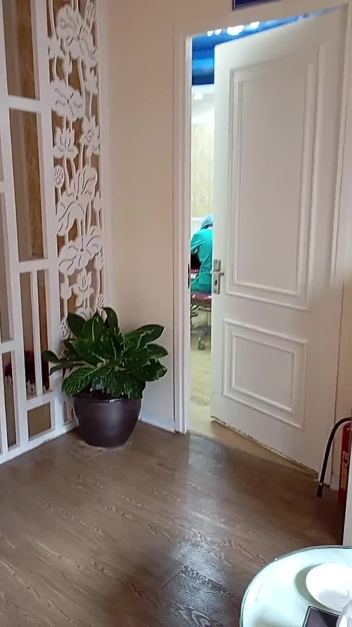 Nụ cười trắng sáng bằng phương pháp tẩy trắng răng công nghệ mới tại nha khoa Quốc tế Việt Pháp 29 Nguyễn Du