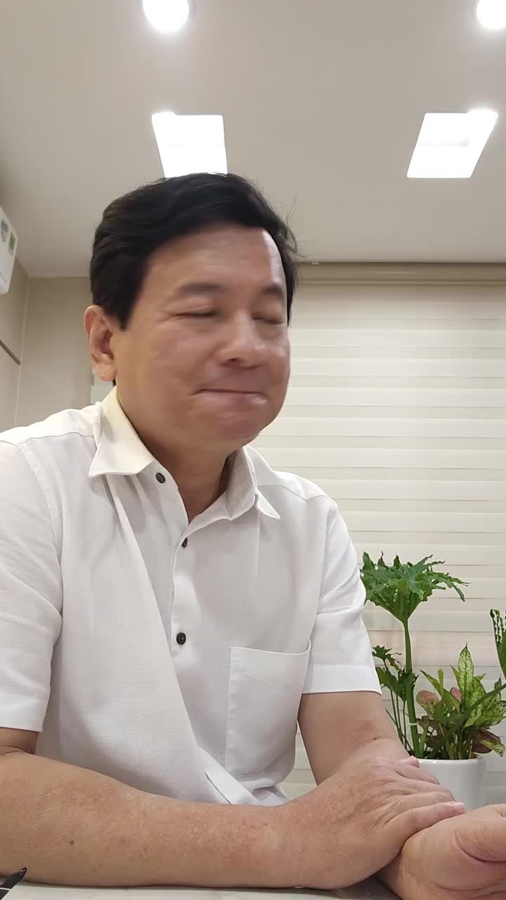 NỖI SỢ SAU 10 NĂM NÂNG NGỰC CỦA KHÁCH HÀNG