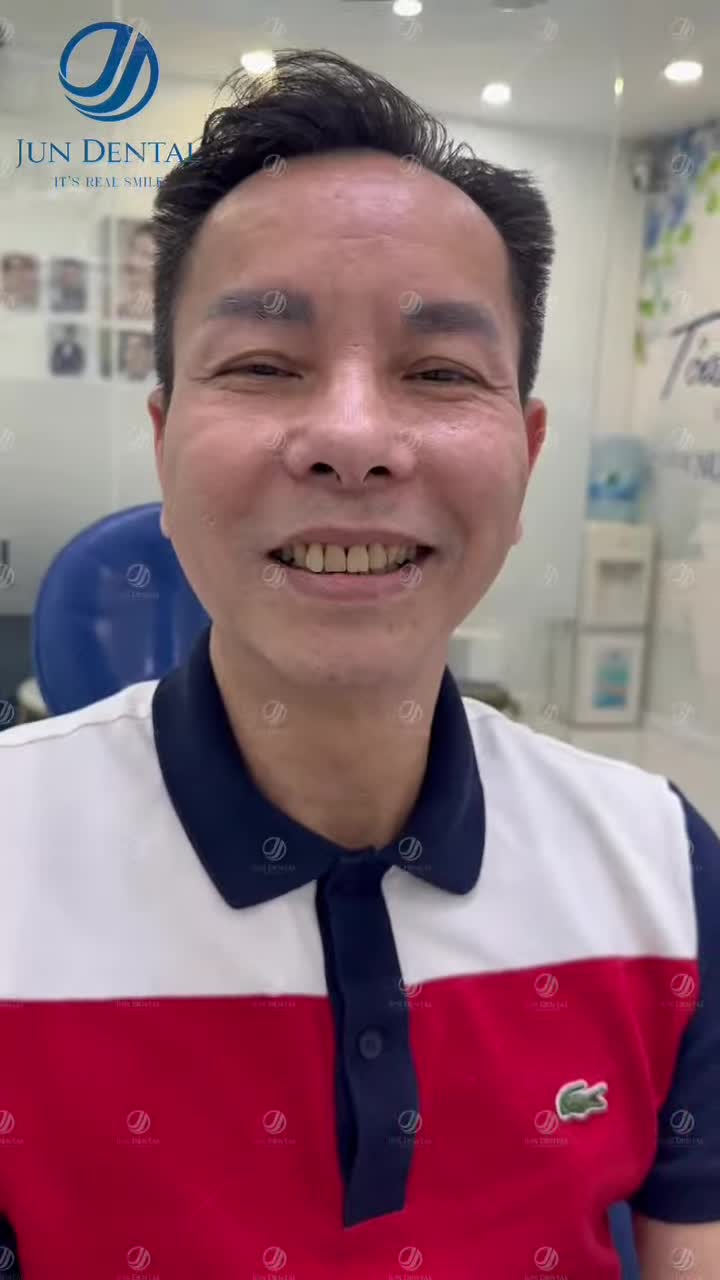 "Perfect" là từ anh Tiến Mạnh đã gửi tới Jundental sau hành trình thay mới nụ cười