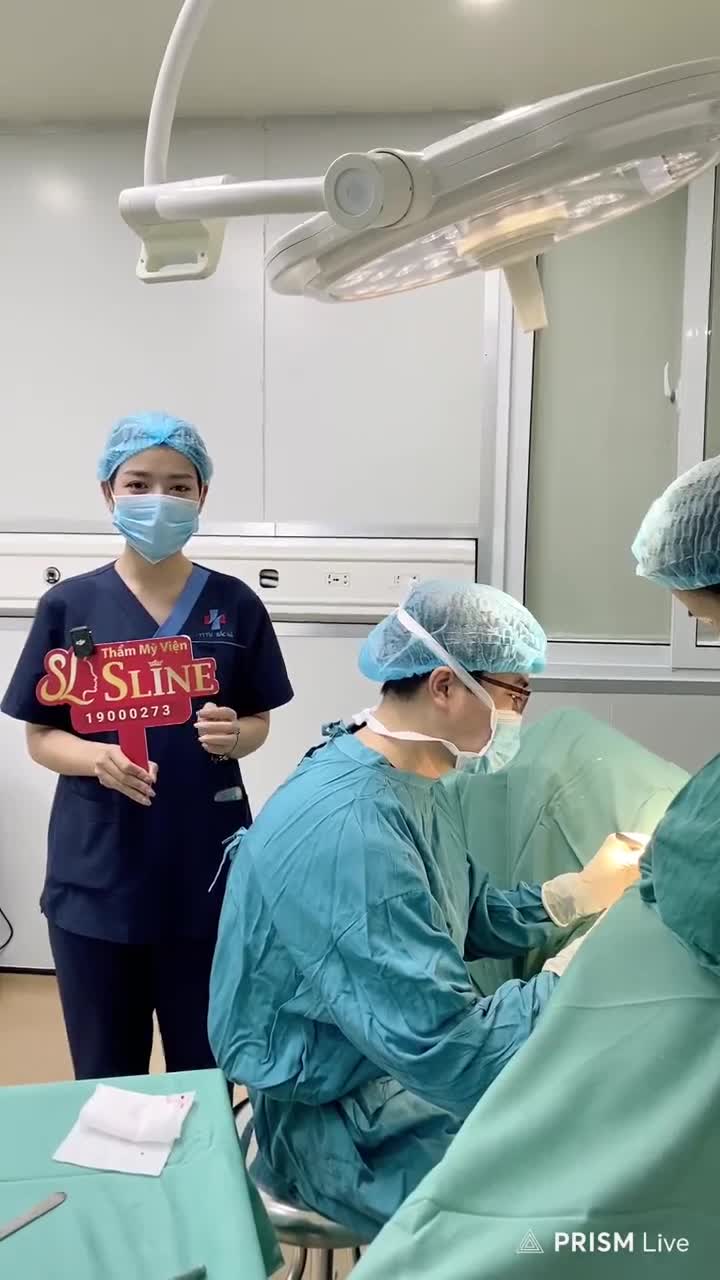 TÂN TRANG "CÔ BÉ" Một dịch vụ mà các chị em nhất định không được bỏ qua …Tiện công làm, khách hàng kết hợp làm đẹp “cô bé” luôn.
