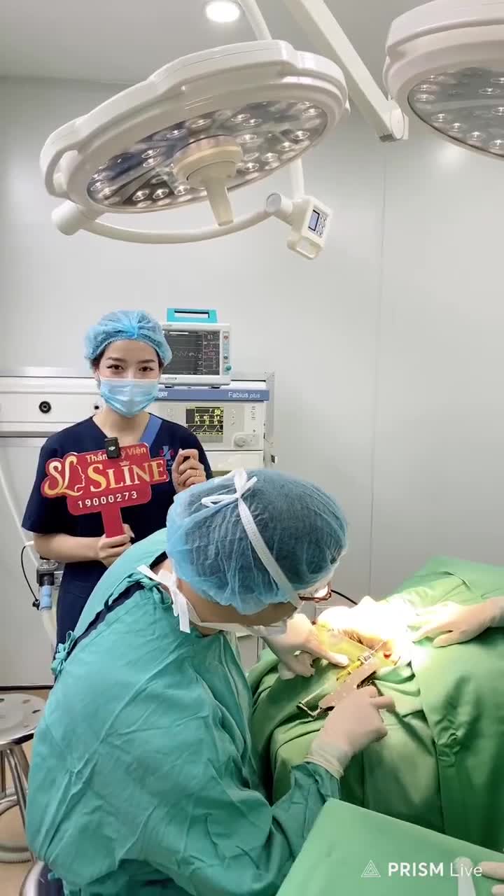 TRẺ HOÁ VỚI PHƯƠNG PHÁP CẤY MỠ
