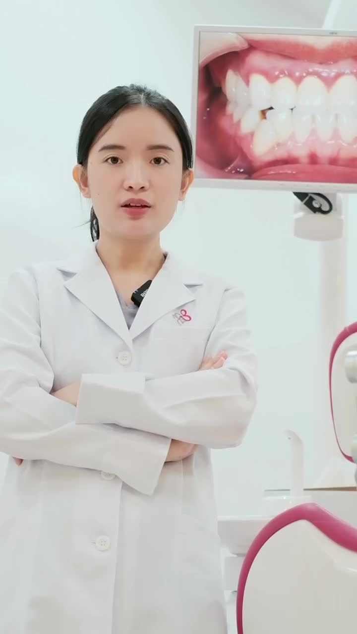 ĐÂU LÀ DẤU HIỆU RĂNG SỨ CẦN ĐƯỢC LÀM LẠI?