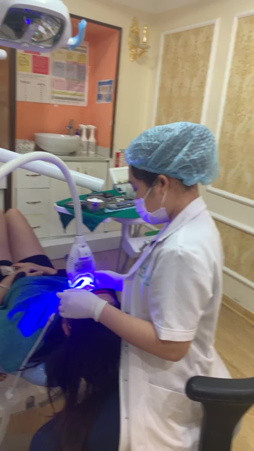 Quá trình thực hiện tẩy trắng răng tại phòng khám Nha khoa Quốc tế Việt Pháp cơ sở 29 Nguyễn Du