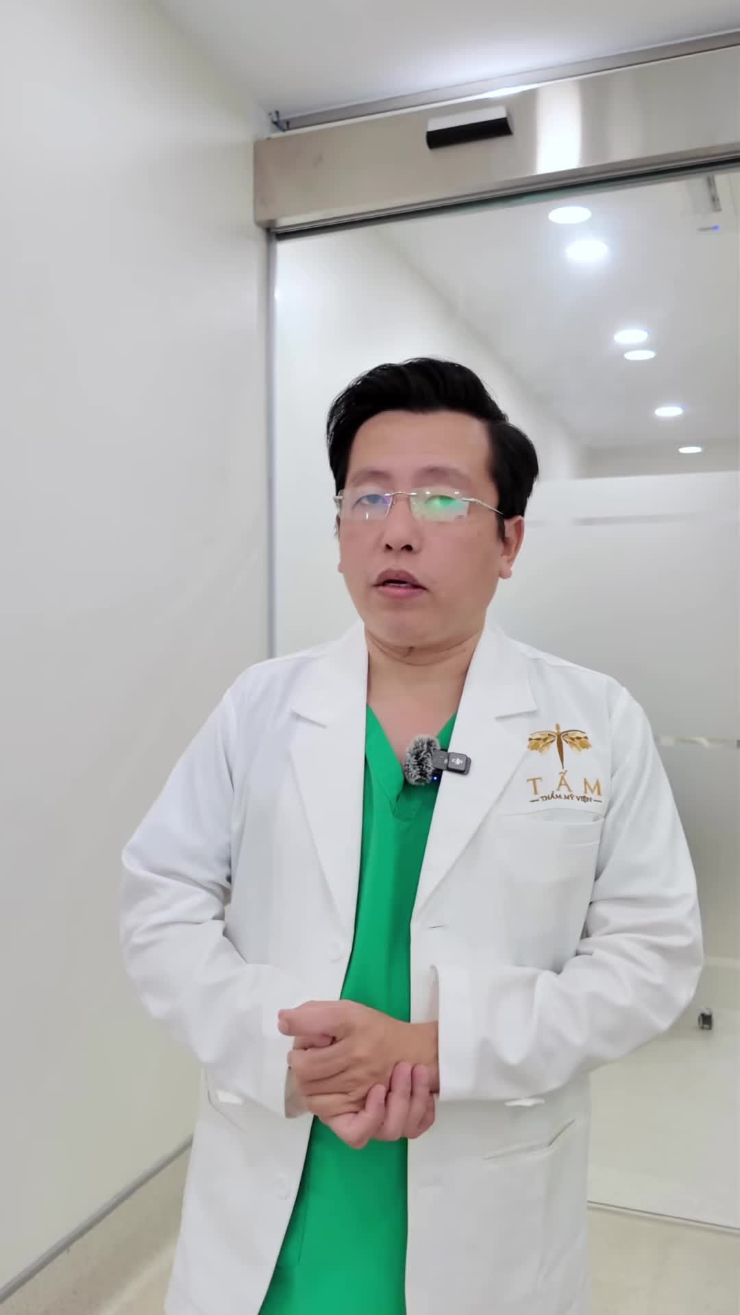 Nhiều chị em thắc mắc "Liệu cắt mí xong có bị sụp nặng hơn ban đầu?"