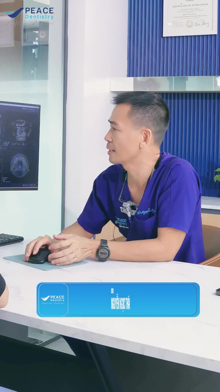 Khi mất răng lâu năm, xương hàm có thể bị tiêu đi theo thời gian.
