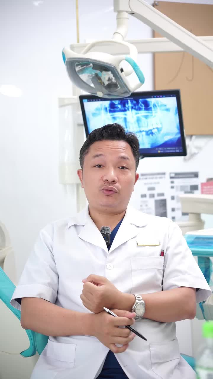 CẨN THẬN VỚI TRÀO LƯU TẨY TRẮNG RĂNG BẰNG THAN HOẠT TÍNH