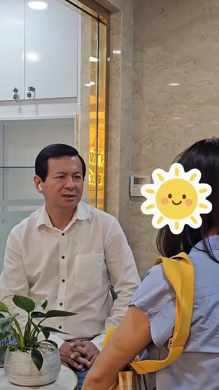 Không phải cứ bác sĩ HQ là êm đẹp. Cận cảnh vị khách hàng dở khóc dở cười với chiếc mũi sau khi được bác sĩ HQ làm, cứ bị chảy mũi hắt hơi liên tục gây khó chịu.