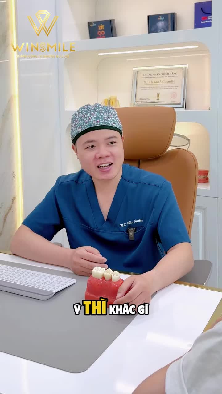 Bằng mắt thường, bác sĩ chỉ có thể nhìn, sờ, gõ và nghe phần bên ngoài.