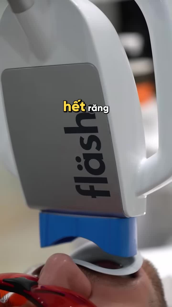 CÓ NÊN TẨY TRẮNG RĂNG HAY KHÔNG?