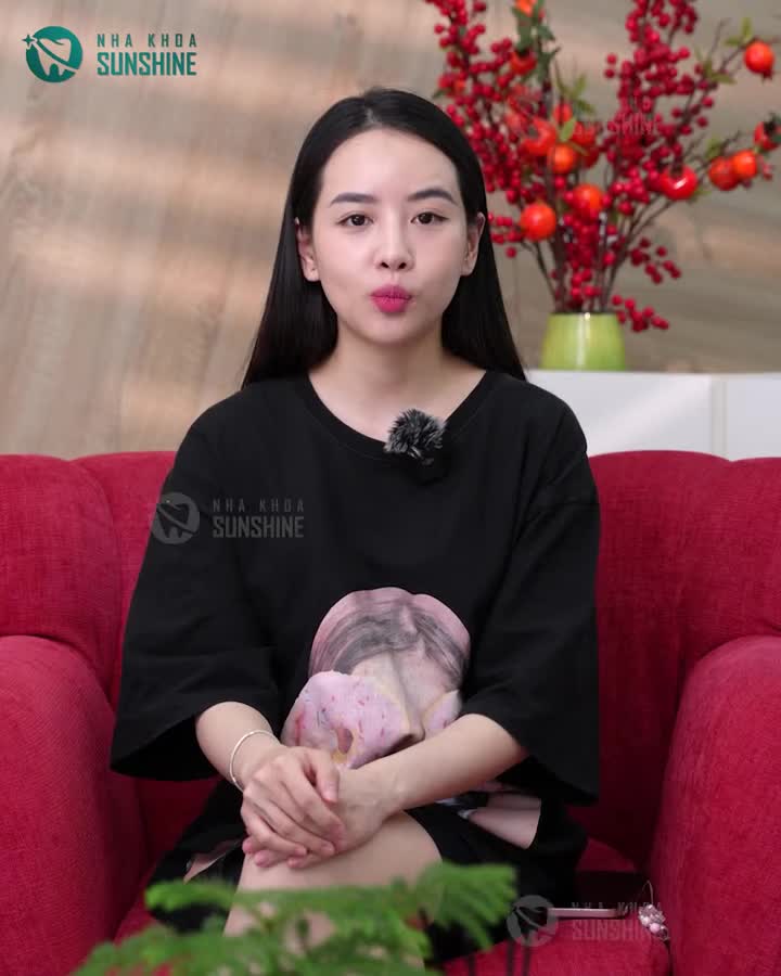 "KHOE NỤ CƯỜI TOẢ SÁNG TỪ NÀNG THƠ PHẠM HÀ VY" ​​​​​​​ VỚI DÒNG SỨ HT SMILE