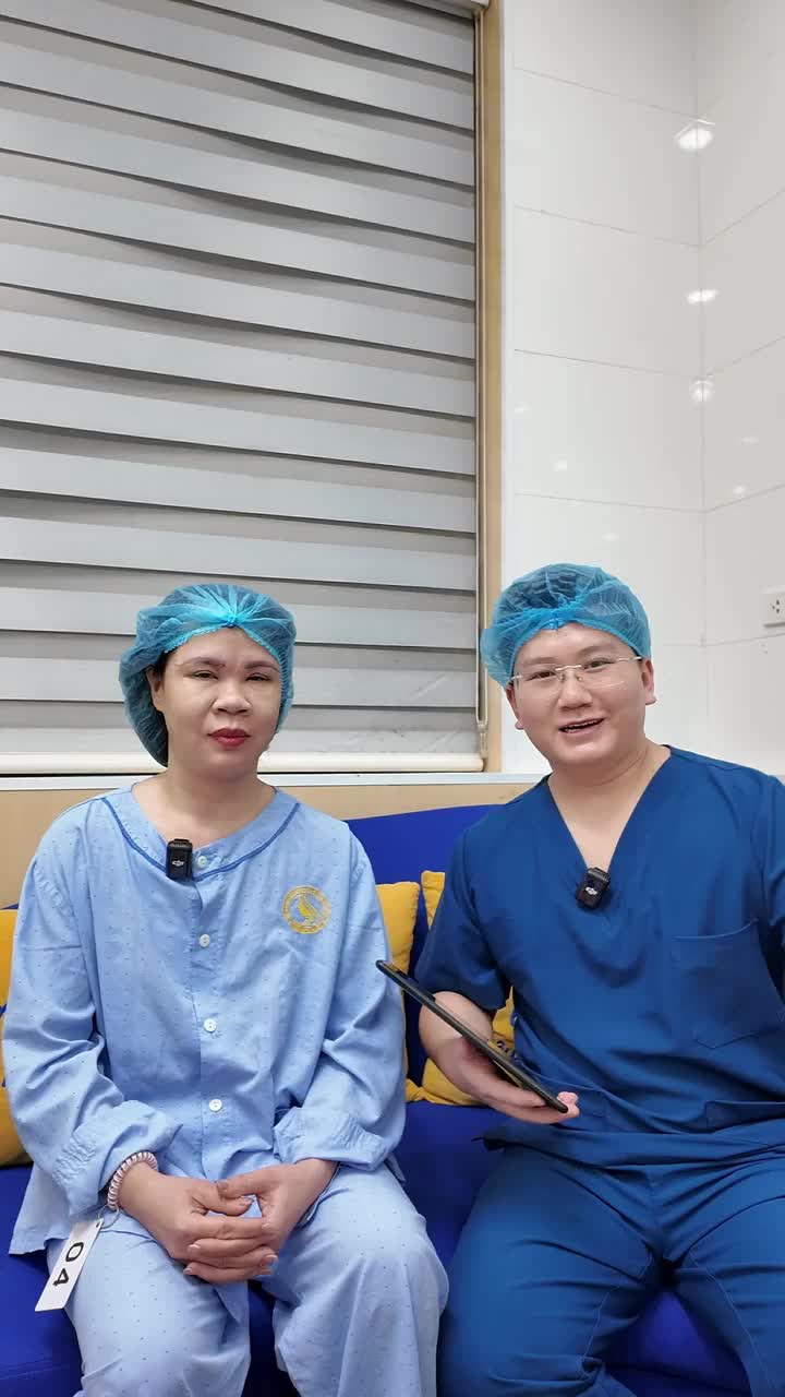 Cùng Thạc sĩ, bác sĩ Hồng Sơn phân tích kết quả treo cung mày của chị đẹp Hồng Luyến đến từ Hà Đông.