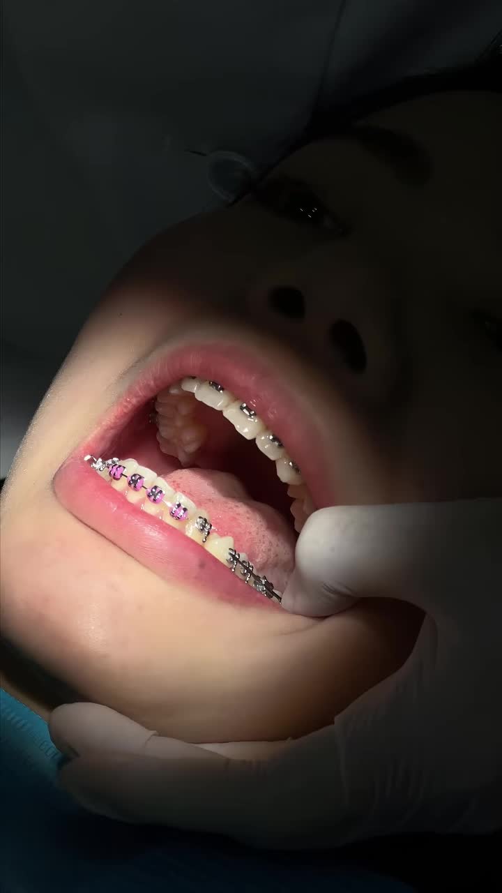 Trung bình gu nhạc của mấy bánh bèo tone hồng