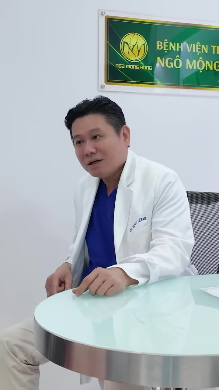 Khách hàng từng can thiệp V1 20 năm trước, vì sao Bác sĩ Hùng lại khuyên khách hàng không nên chỉnh sửa thêm?