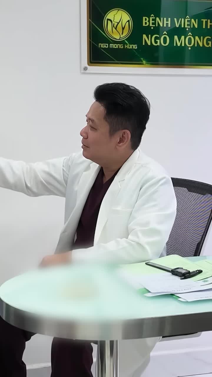 Cách để đàn ông về thẳng nhà là,... đi nâng cấp V1! Nâng ngực trọn gói 50TR