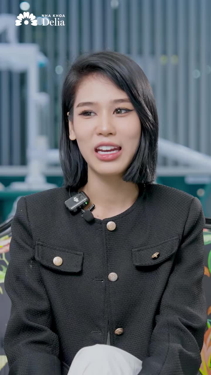 "CẢ GIA ĐÌNH MÌNH ĐÃ LÀM RĂNG SỨ Ở DELIA, NÊN MÌNH ĐẾN ĐÂY LUÔN!"