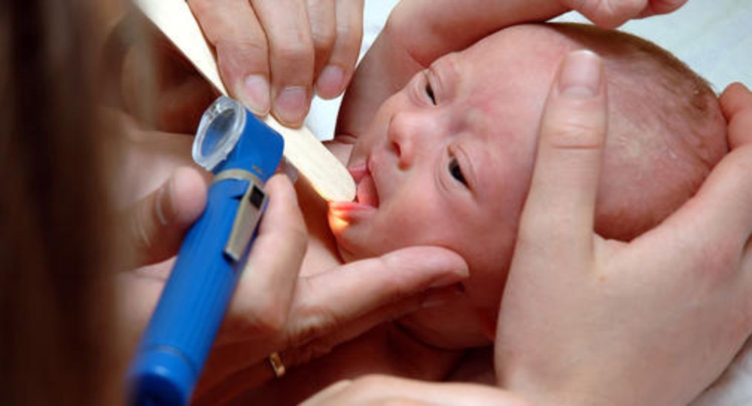 Đau họng ở trẻ sơ sinh và trẻ mới biết đi
