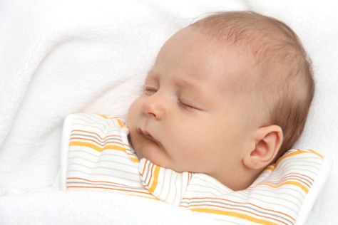 Thăm khám bác sĩ: giai đoạn bé 2 tháng tuổi