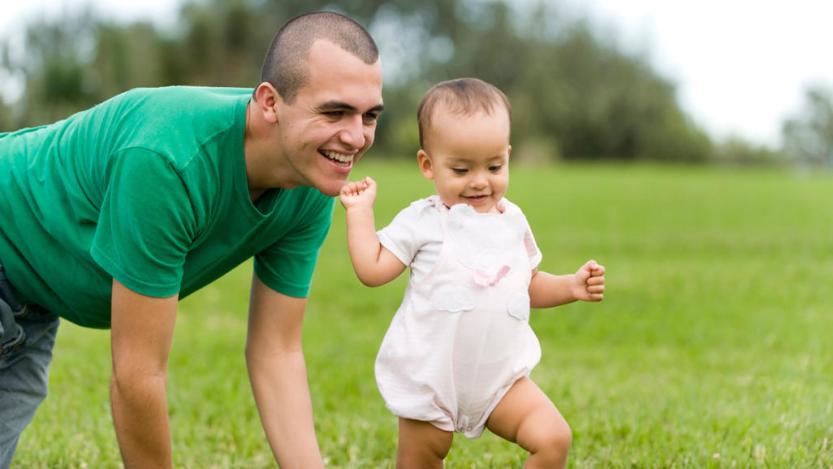 Trẻ mới biết đi bị đau ngực. Chuyện gì đang xảy ra?