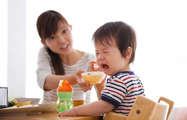 10 cách để xử lý một trẻ kén ăn