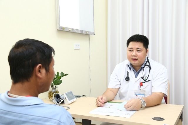 Suýt vỡ túi phình động mạch chủ bụng vì chủ quan không điều trị huyết áp cao - Bệnh viện Việt Đức