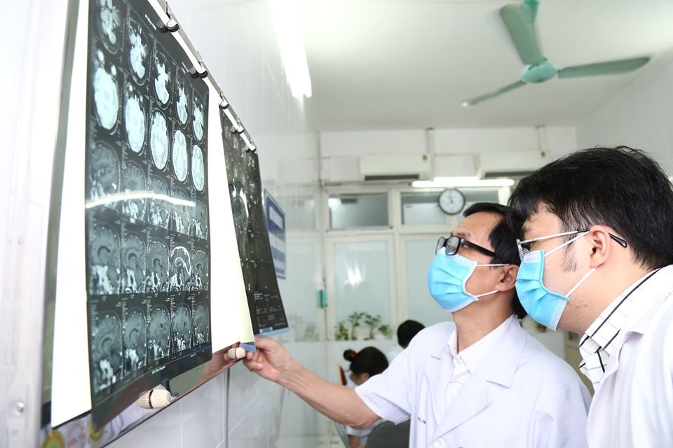 Chuyên gia Bệnh viện Hữu nghị Việt Đức tư vấn bệnh lý dị dạng động tĩnh mạch não - Bệnh viện Việt Đức