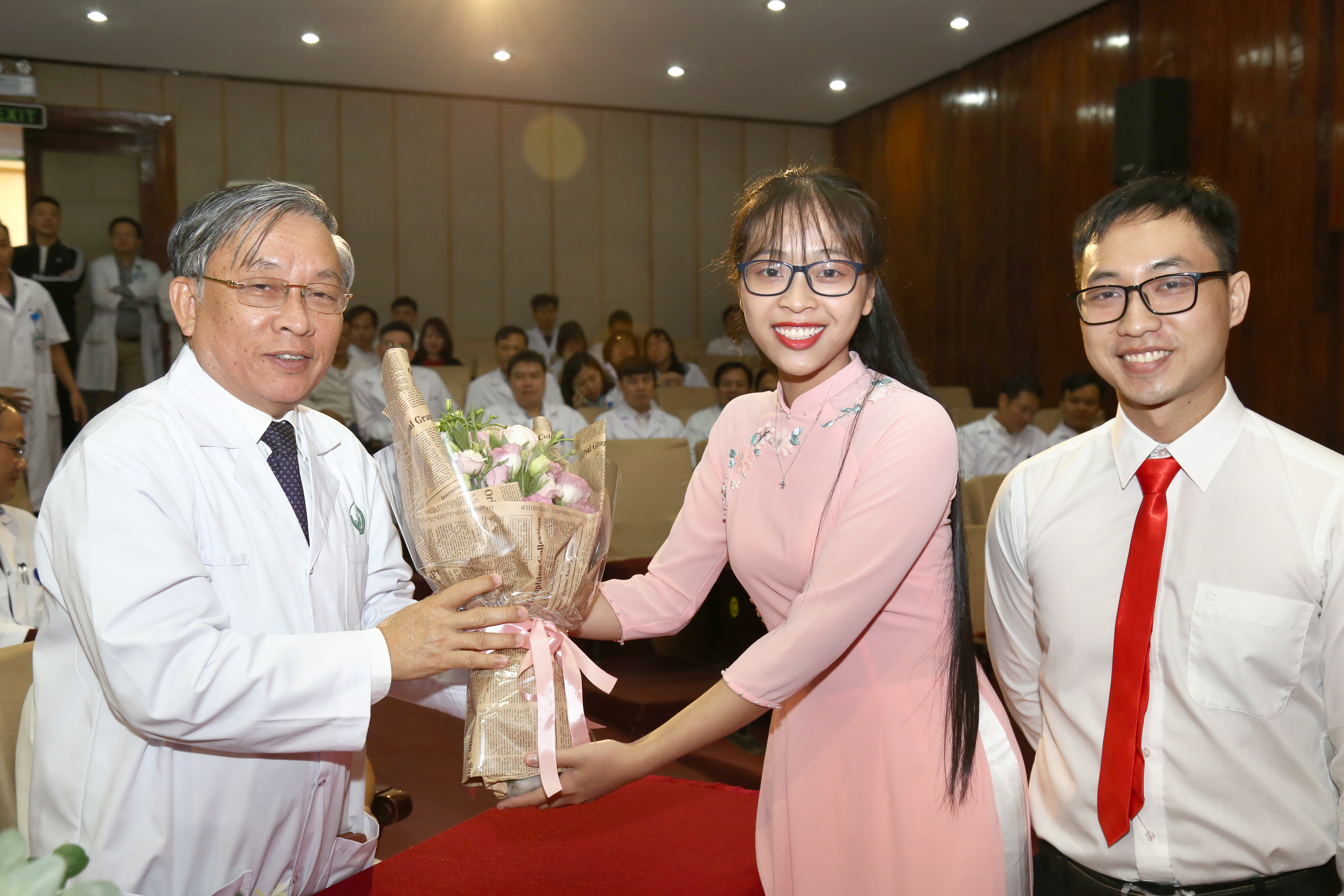 Những điều người bệnh cần lưu ý trước ngày phẫu thuật - Bệnh viện Việt Đức