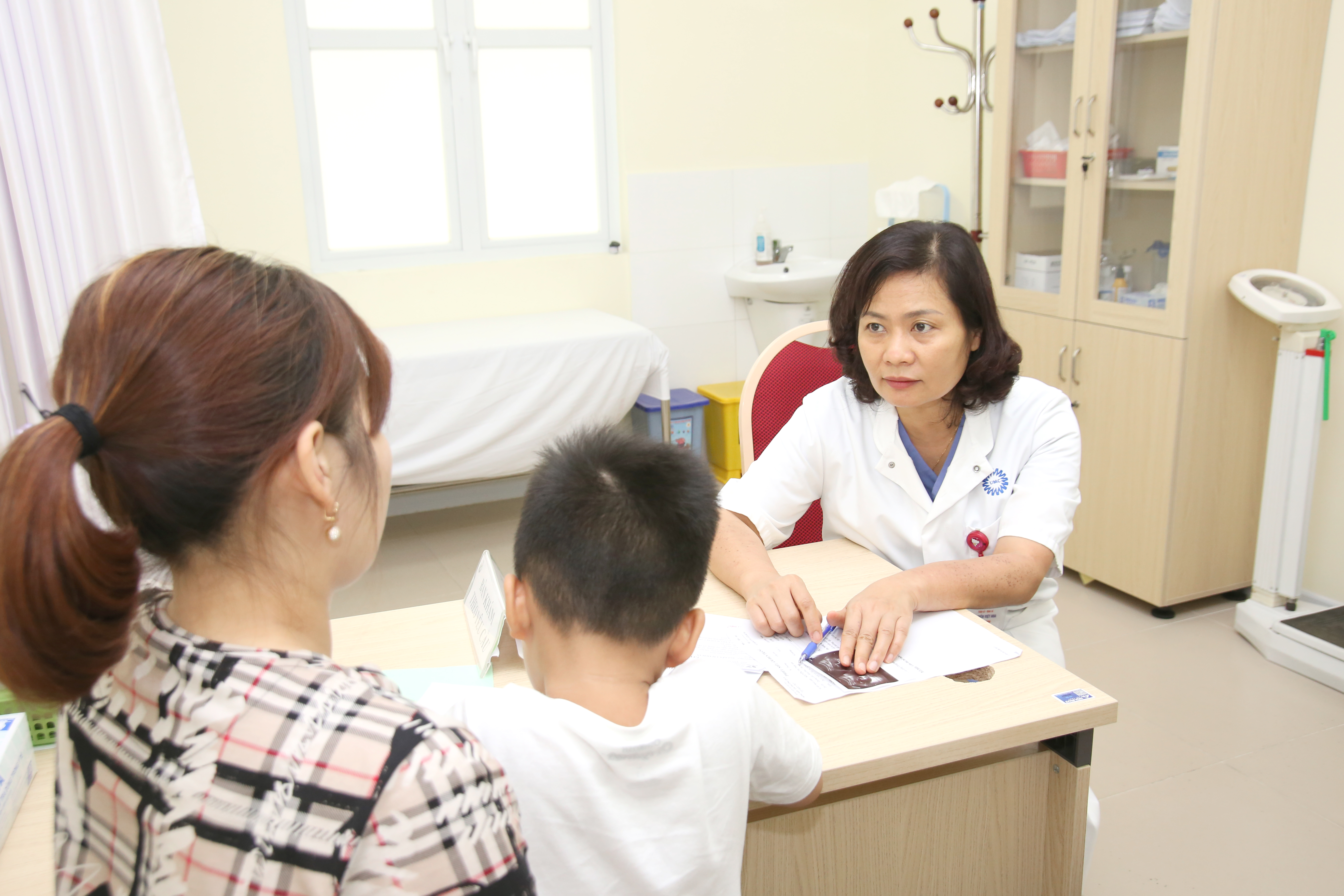 Lỗ tiểu lệch thấp – Một dị tật sinh dục nặng cần phát hiện sớm - Bệnh viện Việt Đức